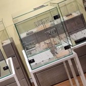 Петля для стеклянной двери универсальная SEE ME 15.06.270-0 цвет хром длина 44 мм 