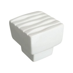 Ручка кнопка 591A2 белая керамика ширина 32 мм