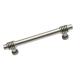Ручка рейлинг 47100-63 цвет серебро длина 128 мм, крепление 96 мм Ручка рейлинг 47100-63 цвет серебро длина 128 мм, крепление 96 мм
